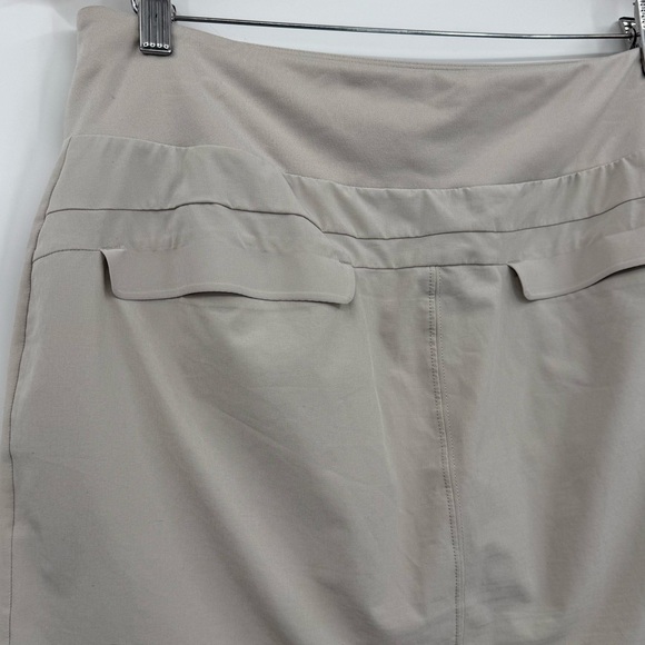 Athleta Soho Skort in Abalone | Size 12 - Picture 5 of 8